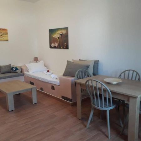 Flora Apartments دريوس المظهر الخارجي الصورة
