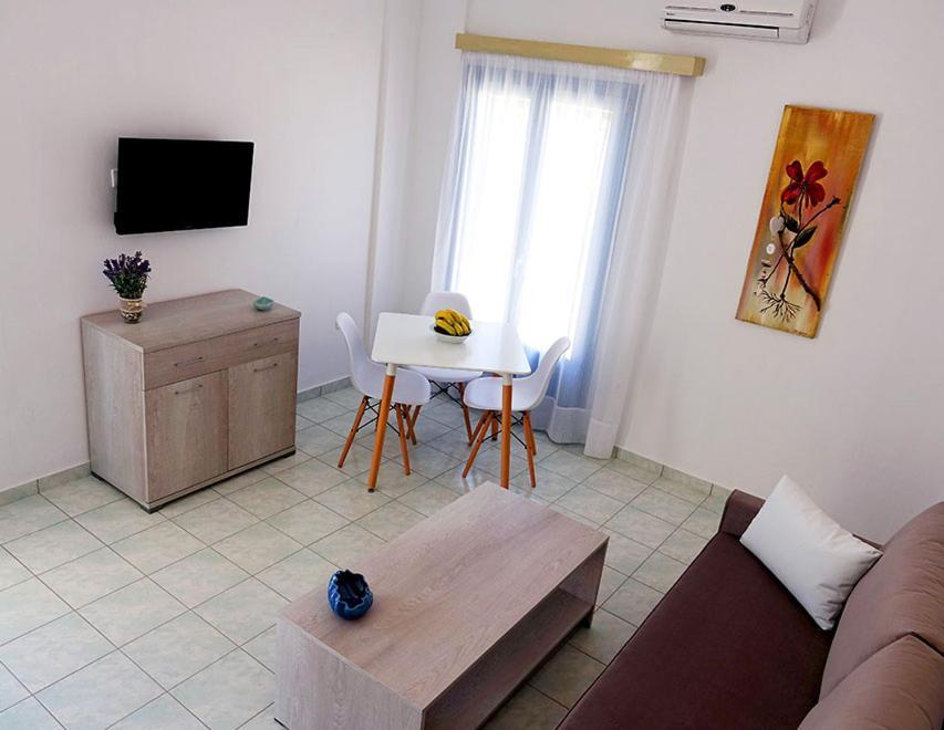Flora Apartments دريوس المظهر الخارجي الصورة