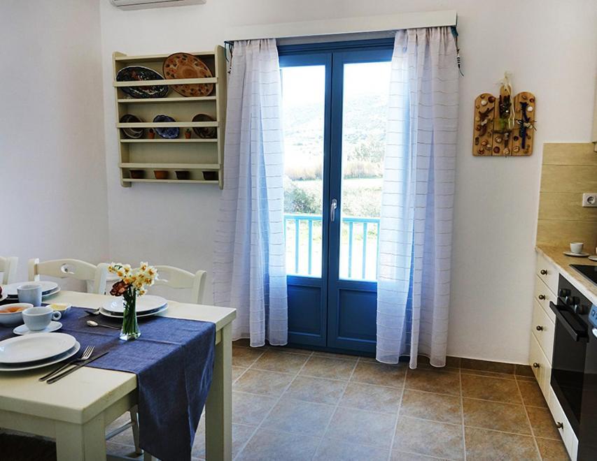 Flora Apartments دريوس المظهر الخارجي الصورة